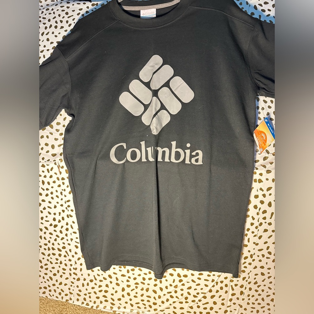 Columbia Men’s Grey T-shirt